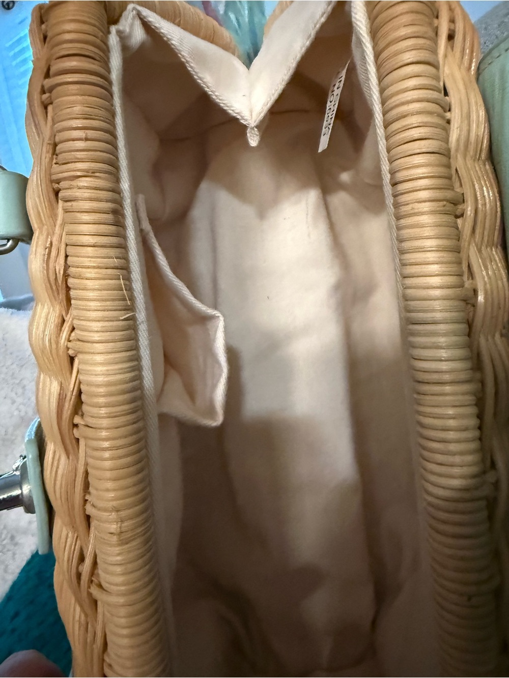 🐝NEW🐝 Vintage Woven Straw Crossbody with Mint Leather Trim - Picture 2 of 6
